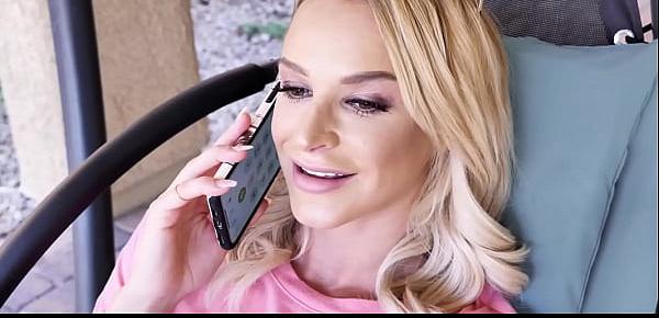 trendsEmma Hix has been visited by her landlord Bobby Beefcakes to evaluate if she can get her deposit back and she will do anything just to get her deposit back.